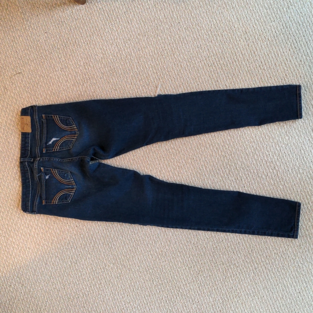 Hollister distressed jeans - Picture 7 of 8